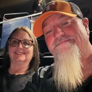 Meet your Posher, Gena